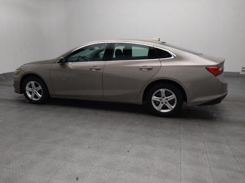 Mineral Gray Metallic 2023 Chevrolet Malibu FWD 1LT