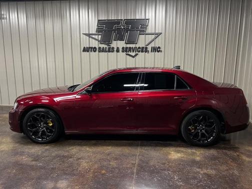2019 Chrysler 300 Touring