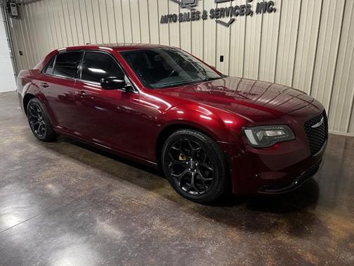 2019 Chrysler 300 Touring