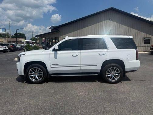 Summit White 2019 GMC Yukon Denali