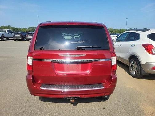 2013 Chrysler Town & Country Touring-L