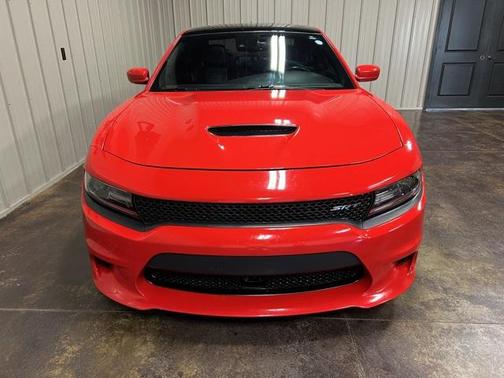 2016 Dodge Charger SRT 392