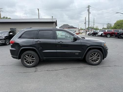 2016 Jeep Grand Cherokee 75th Anniversary