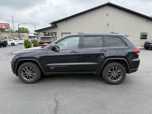 2016 Jeep Grand Cherokee 75th Anniversary