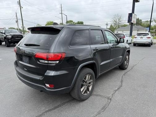 2016 Jeep Grand Cherokee 75th Anniversary