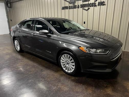 2016 Ford Fusion Hybrid SE