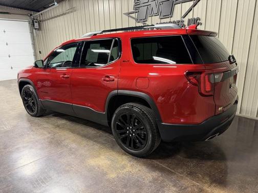 2023 GMC Acadia AWD SLT