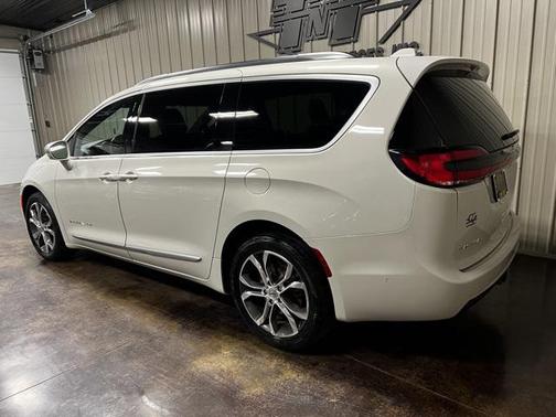 2021 Chrysler Pacifica L