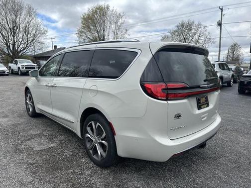 2021 Chrysler Pacifica L