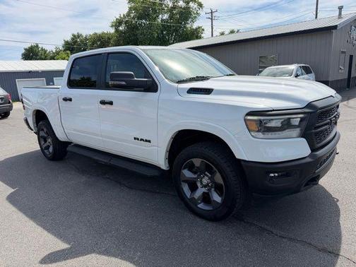 Bright White Clearcoat 2023 RAM 1500 Big Horn/Lone Star