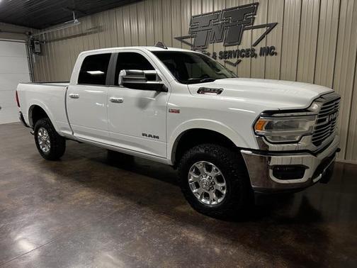 2020 RAM 2500 Laramie Crew Cab 4X4 6'4' Box