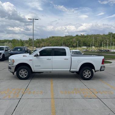 2020 RAM 2500 Laramie Crew Cab 4X4 6'4' Box