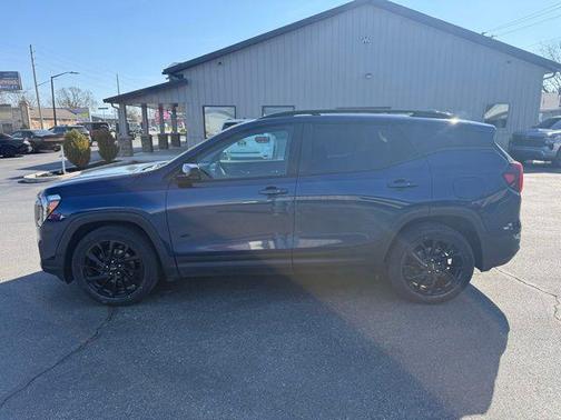 2023 GMC Terrain SLE