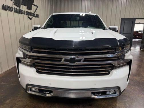 Iridescent Pearl Tricoat 2021 Chevrolet Silverado 1500 High Country