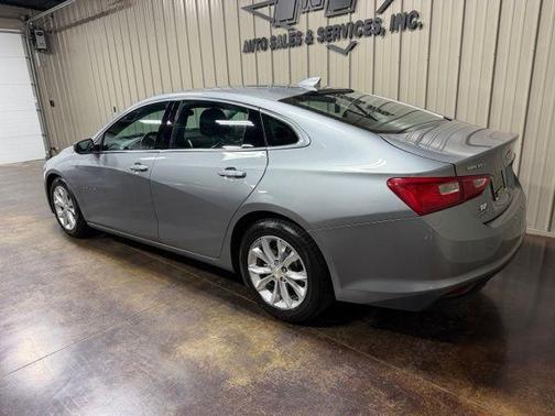 Sterling Gray Metallic 2023 Chevrolet Malibu FWD 1LT