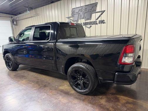 Diamond Black Crystal Pearlcoat 2020 RAM 1500 Big Horn/Lone Star