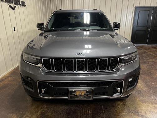 2022 Jeep Grand Cherokee Overland