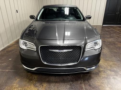 2015 Chrysler 300 Limited