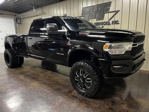 2023 RAM 3500 Big Horn Crew Cab 4x4 8' Box