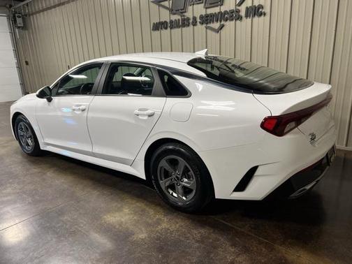 2022 Kia K5 LXS