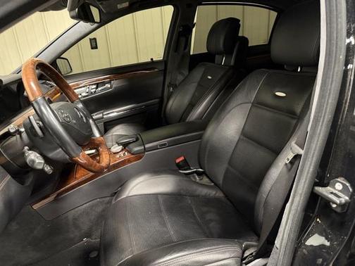 2011 Mercedes-Benz S-Class S 63 AMG