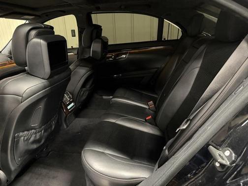 2011 Mercedes-Benz S-Class S 63 AMG