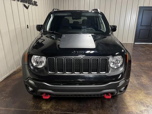 2023 Jeep Renegade Trailhawk