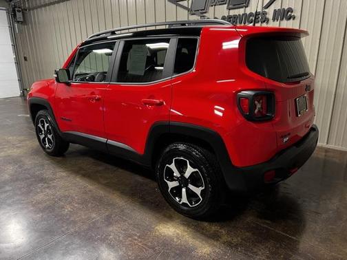 2022 Jeep Renegade Trailhawk