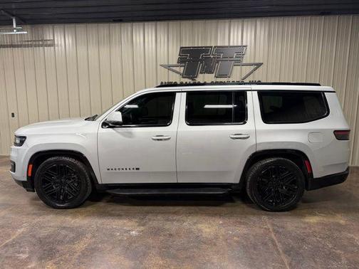 2022 Jeep Wagoneer Series III Carbide 4x4