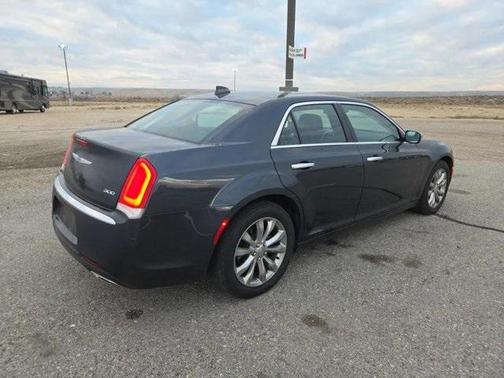 2019 Chrysler 300 Limited