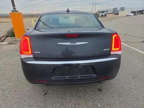 2019 Chrysler 300 Limited