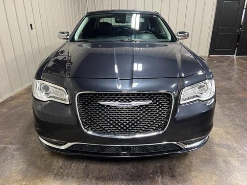 2019 Chrysler 300 Limited
