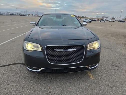 2019 Chrysler 300 Limited