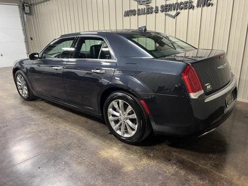 2019 Chrysler 300 Limited