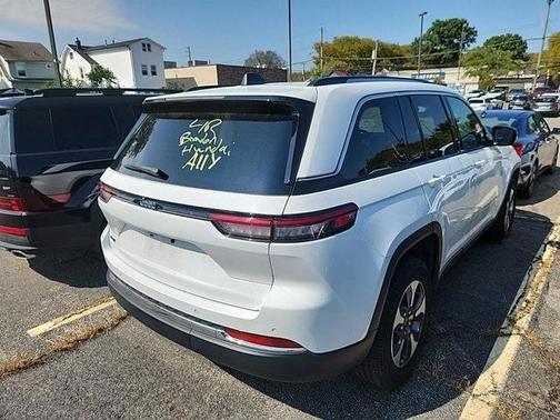 2024 Jeep Grand Cherokee 4xe Base