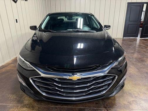Mosaic Black Metallic 2024 Chevrolet Malibu FWD 1LT