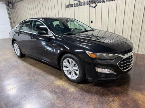 Mosaic Black Metallic 2024 Chevrolet Malibu FWD 1LT