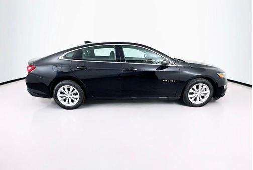 Mosaic Black Metallic 2024 Chevrolet Malibu FWD 1LT