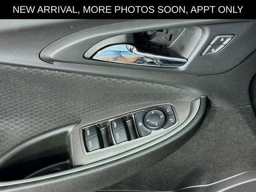 Mosaic Black Metallic 2024 Chevrolet Malibu FWD 1LT