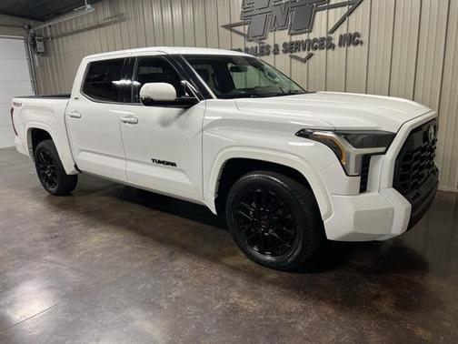 2022 Toyota Tundra SR5