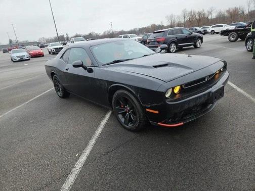 2021 Dodge Challenger SXT