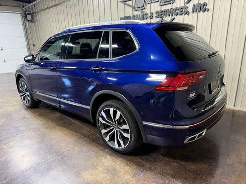Atlantic Blue Metallic 2022 Volkswagen Tiguan 2.0T SEL R-Line 4MOTION