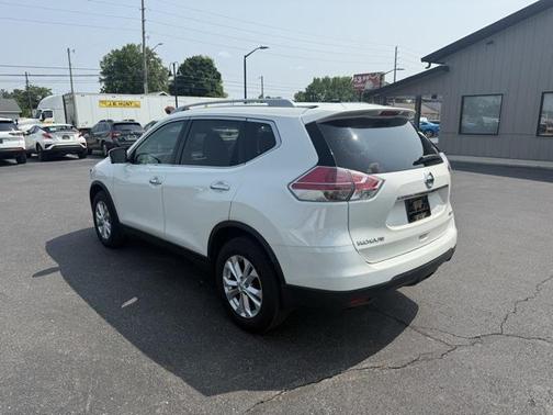 2016 Nissan Rogue SV