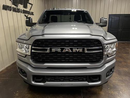 2023 RAM 3500 Big Horn Regular Cab 4x4 8' Box