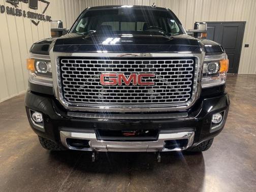 2016 GMC Sierra 2500 Denali