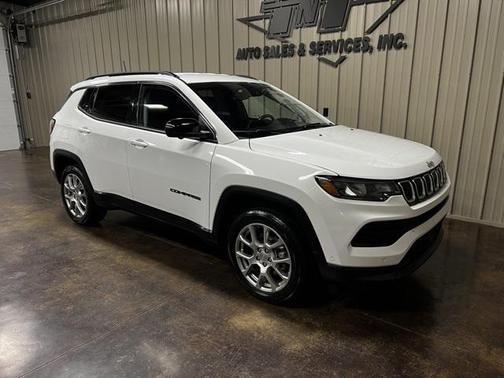 2022 Jeep Compass Latitude Lux