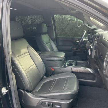 2023 GMC Sierra 2500 Denali