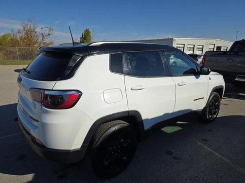2023 Jeep Compass Trailhawk