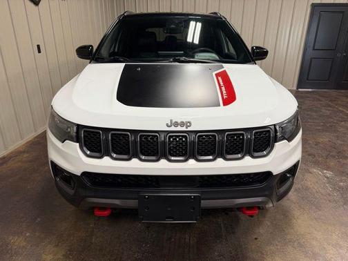 2023 Jeep Compass Trailhawk