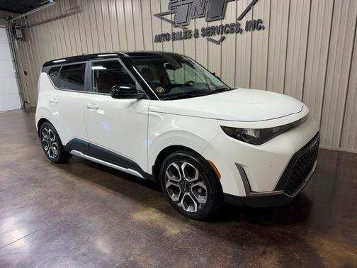 Clear White/Black Roof 2025 Kia Soul EX